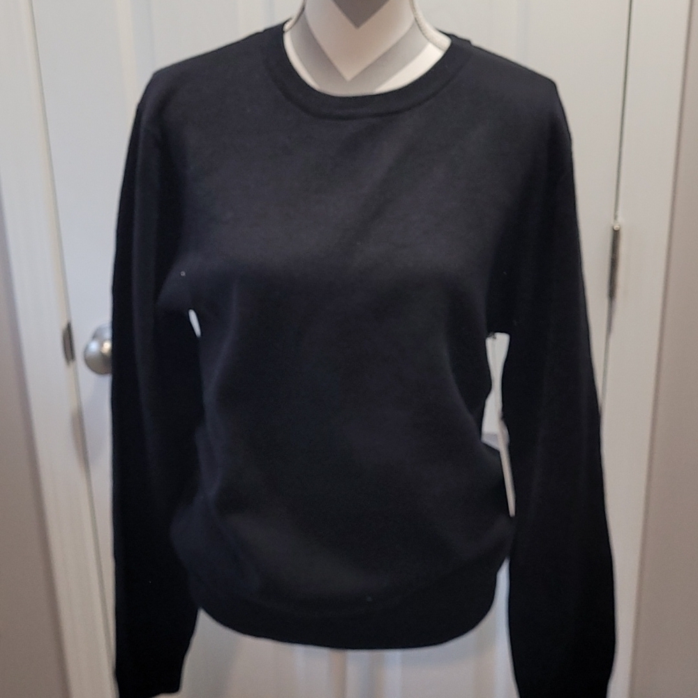 Becken sz SMALL black crew neck sweater new with tags